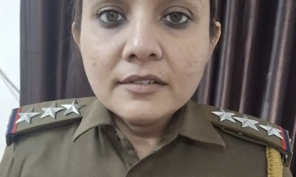 भीषण सड़क हादसे में महिला थाना प्रभारी ज्योति नायक की मौत, गश्त के दौरान पुलिस वैन को कार ने मारी टक्कर