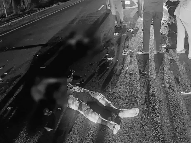 दो बाइकों की भीषण भिड़ंत, तीन युवकों की मौके पर मौत, एक गंभीर घायल