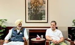 राहुल गांधी ने ट्रेड डील के खिलाफ किसानों के साथ की अचानक बैठक, बड़े आंदोलन की तैयारी? राहुल गांधी ने ट्रेड डील के खिलाफ किसानों के साथ की अचानक बैठक, बड़े आंदोलन की तैयारी?