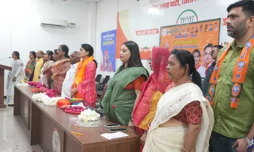 महिलाएं अब लाभार्थी नहीं, विकास की निर्माता हैं” बजट संवाद महिला सम्मेलन में बोलीं राखी राठौड़