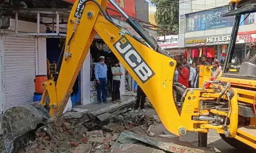 नगर निगम का सिंगल यूज प्लास्टिक, अतिक्रमण और गंदगी के खिलाफ विशेष अभियान जारी नगर निगम का सिंगल यूज प्लास्टिक, अतिक्रमण और गंदगी के खिलाफ विशेष अभियान जारी