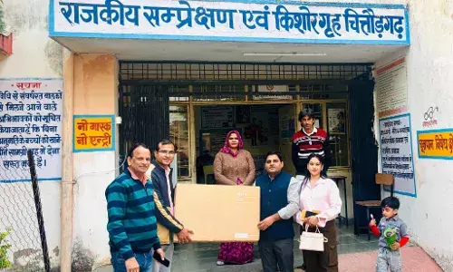 भामाशाह ने शिशुगृह के बच्चों को दिया स्मार्ट टीवी