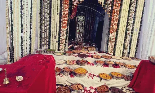 चंवरा के बालाजी धाम पर हुआ छप्पन भोग का आयोजन चंवरा के बालाजी धाम पर हुआ छप्पन भोग का आयोजन