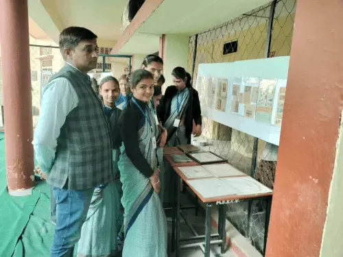 सिक्कों की कहानी छायाचित्रों की जुबानी: शाहपुरा कन्या महाविद्यालय में ऐतिहासिक प्रदर्शनी का आयोजन