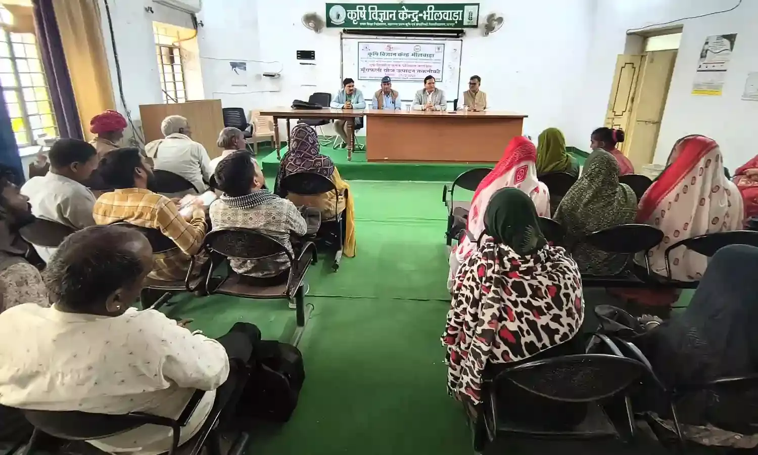 मूँगफली बीज उत्पादन से बढ़ाये आमदनी-डॉ. वर्मा