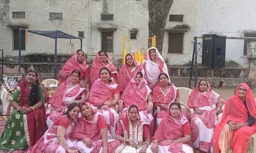 भीलवाड़ा में महिला मंडल का फाल्गुन महोत्सव धूमधाम से संपन्न, रंग-गुलाल और नृत्य से झूमा माहौल