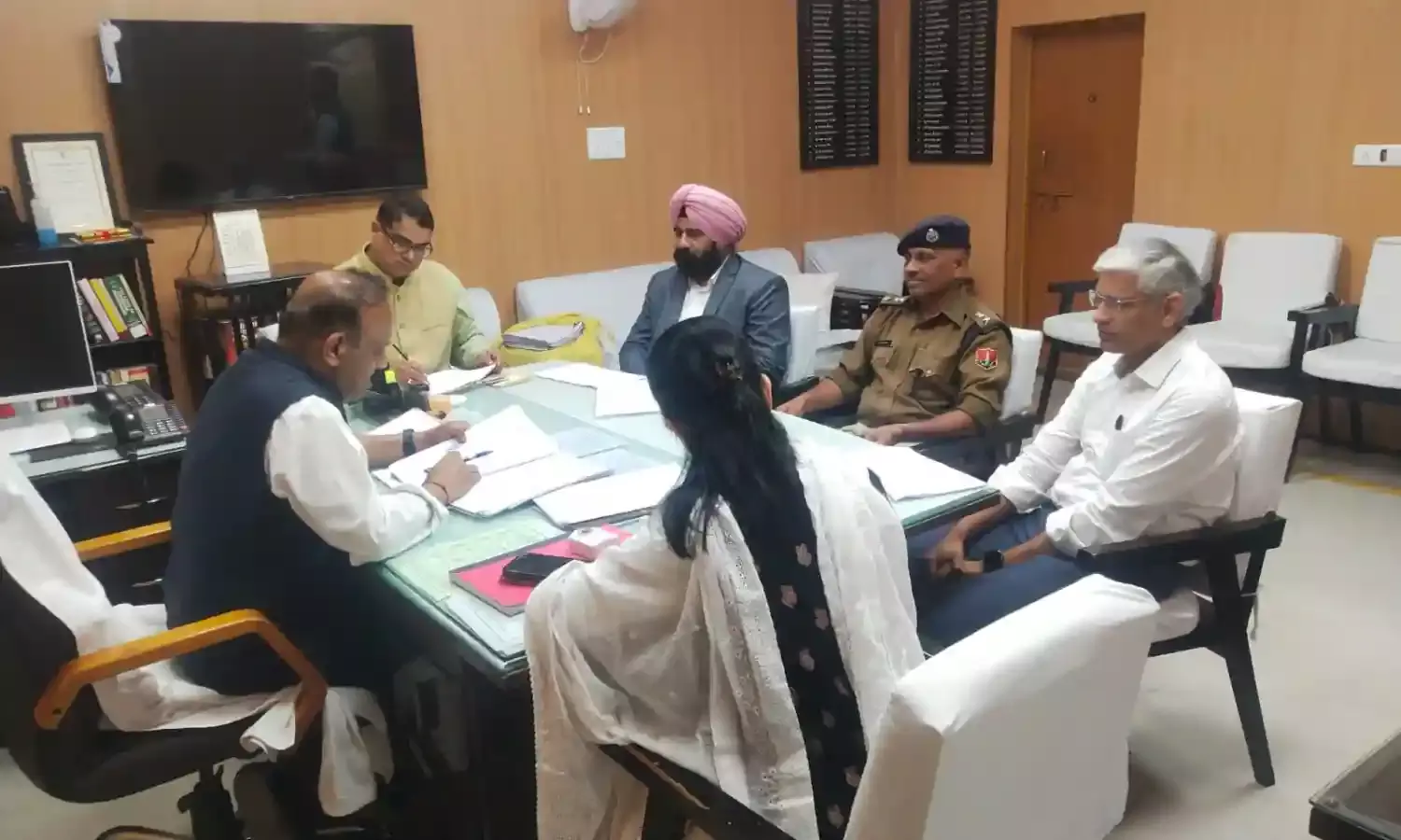 पीड़ित प्रतिकर स्कीम की बैठक में 12 प्रकरण निस्तारित, 20 लाख 25 हजार रुपये के अवार्ड पारित