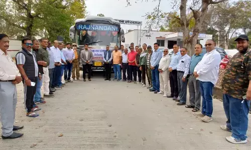 जिला क्लब सदस्य दल विधानसभा भ्रमण हेतु रवाना जिला क्लब सदस्य दल विधानसभा भ्रमण हेतु रवाना