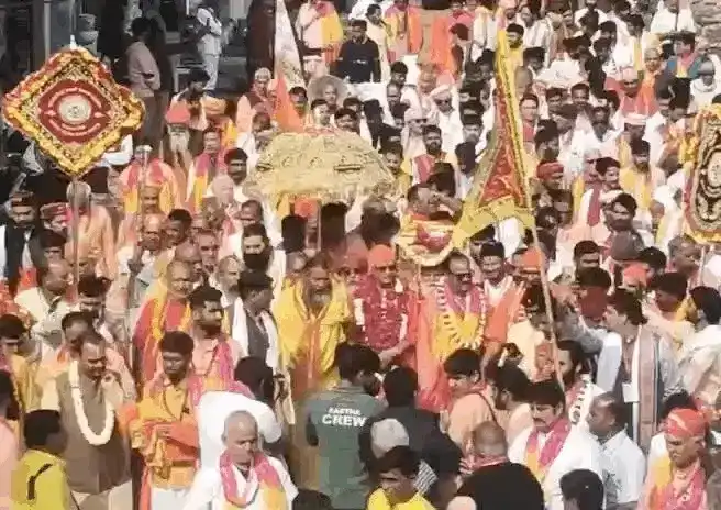 भीलवाड़ा में सनातन कुंभ का भव्य शंखनाद: कलश यात्रा के साथ आठ दिवसीय महोत्सव शुरू