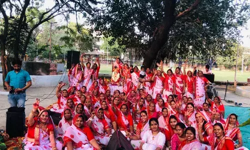 मेरूठा धोबी समाज के महिला मण्डल ने फूलों और गुलाल से मनाया फागोत्सव