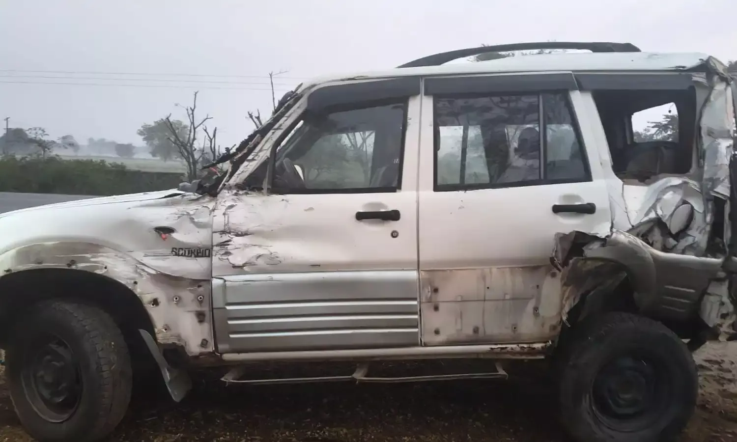 ढ़ेलाणा में स्कॉर्पियो और ट्रक की टक्कर, बड़ा हादसा टला ढ़ेलाणा में स्कॉर्पियो और ट्रक की टक्कर, बड़ा हादसा टला