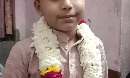 आठ साल के नन्हे इयान ने रखा रोजा, मांगी अमन चैन की दुआ आठ साल के नन्हे इयान ने रखा रोजा, मांगी अमन चैन की दुआ