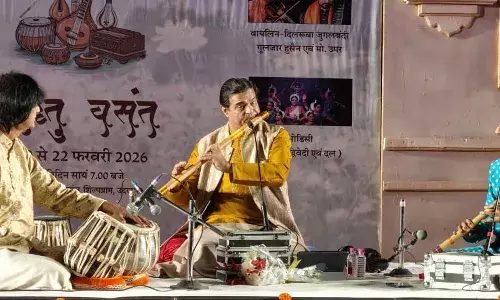 जोशी के बांसुरी वादन का छाया जादू , गौरी के कथक ने बांधा समां