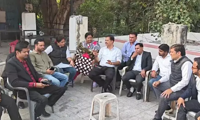 वकीलों के लिए बड़ी पहल: जिला अभिभाषक संस्था लागू करेगी सामूहिक बीमा योजना वकीलों के लिए बड़ी पहल: जिला अभिभाषक संस्था लागू करेगी सामूहिक बीमा योजना