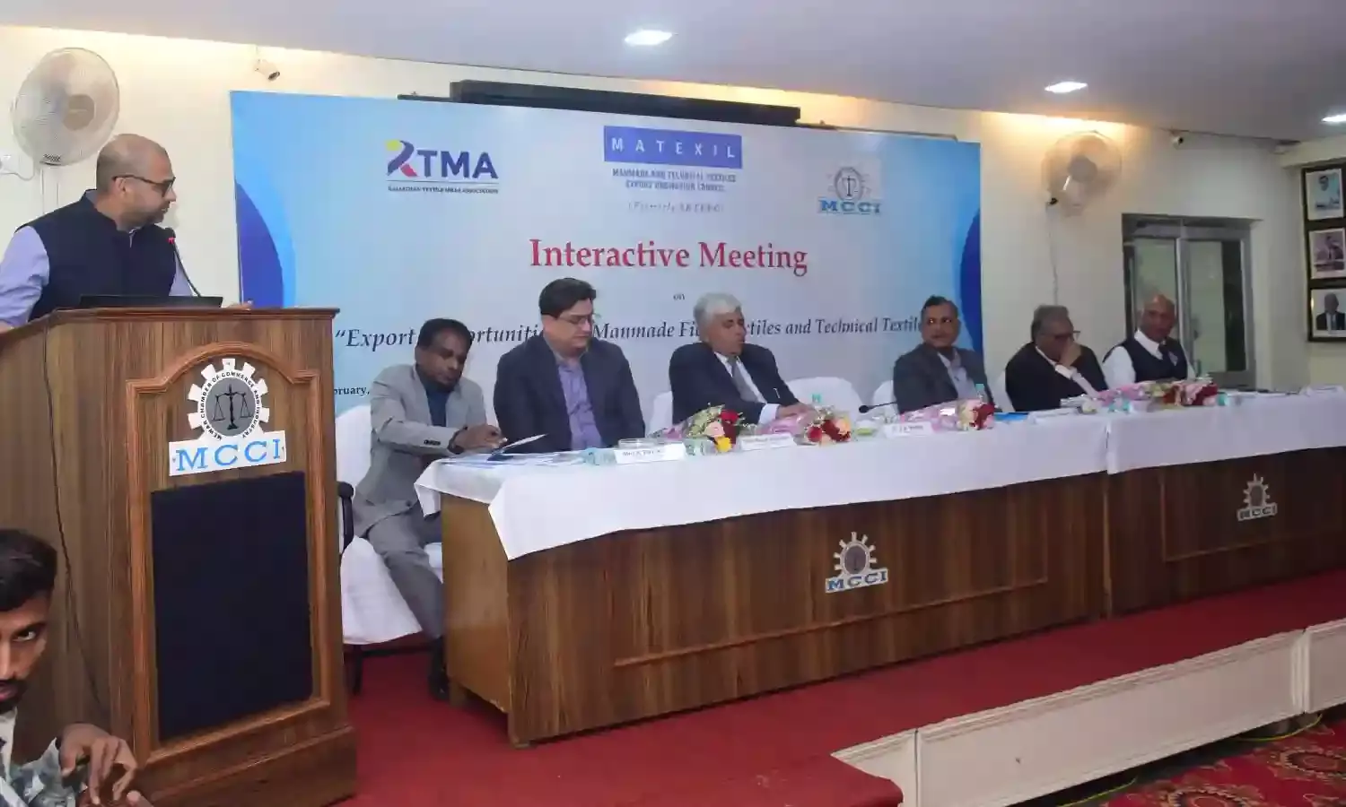 मेनमेड टेक्सटाइल में विश्व पावर हाउस भीलवाड़ा अब निर्यात में भी बने अग्रणी मेनमेड टेक्सटाइल में विश्व पावर हाउस भीलवाड़ा अब निर्यात में भी बने अग्रणी