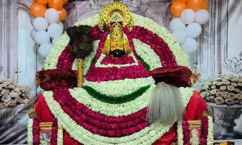 श्री खाटू श्याम बाबा का फाग महोत्सव, छप्पन भोग के साथ उमड़ा आस्था का सैलाब श्री खाटू श्याम बाबा का फाग महोत्सव, छप्पन भोग के साथ उमड़ा आस्था का सैलाब