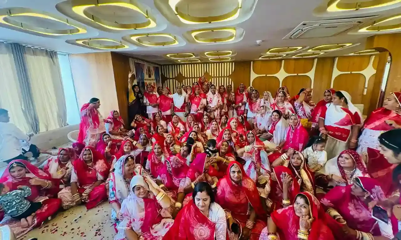 रावत- राजपूत महिला मंडल का फाल्गुन महोत्सव धूमधाम से मनाया