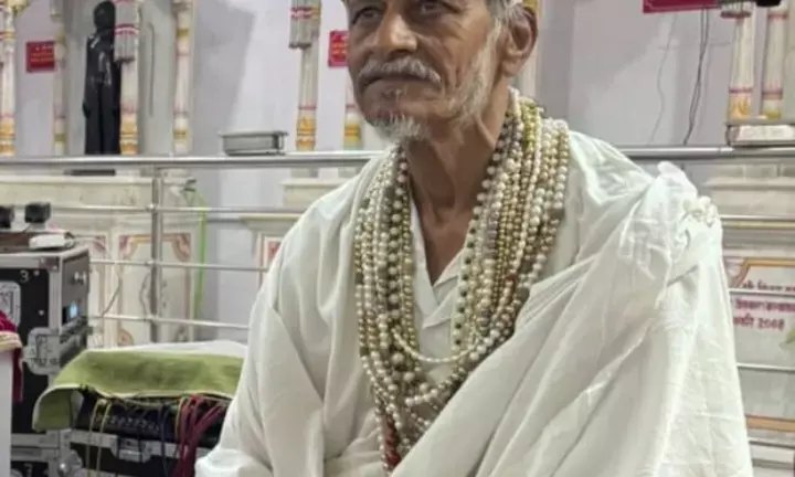 महुआ में दिक्षार्थी की बिंदोरी निकाली