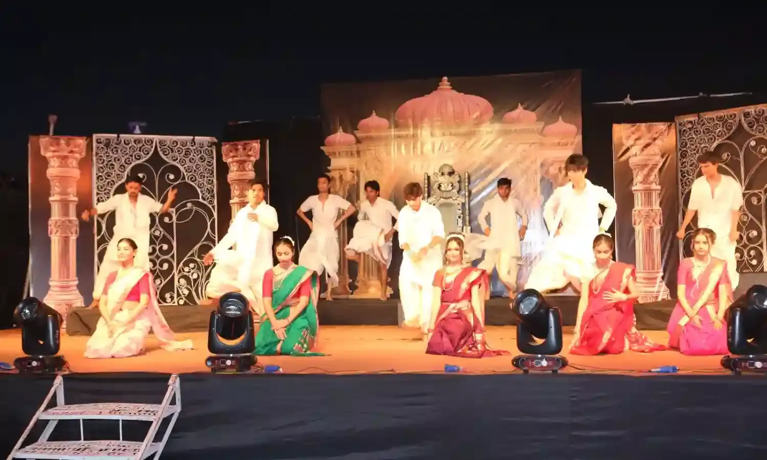 कर्मयोगिनी माता अहिल्या” का महानाट्य मंचन