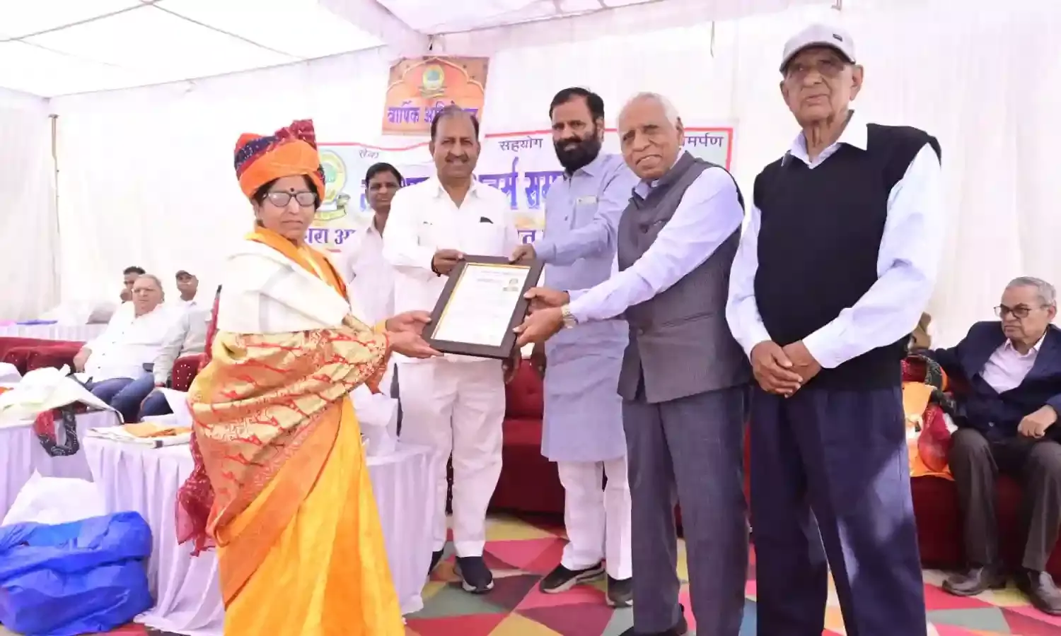 पेंशनर समाज निम्बाहेड़ा का वार्षिक अधिवेशन सम्पन्न, भामाशाहों का किया सम्मान