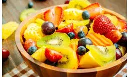 सावधान! सुबह खाली पेट भूलकर भी न खाएं ये फल, सेहत को हो सकता है भारी नुकसान: डायटिशियन की सलाह