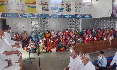 गुरू के उपदेशों को अंगीकार करने से ही संभव है परमात्मा की प्राप्ति: सुकनमुनि म.सा. गुरू के उपदेशों को अंगीकार करने से ही संभव है परमात्मा की प्राप्ति: सुकनमुनि म.सा.