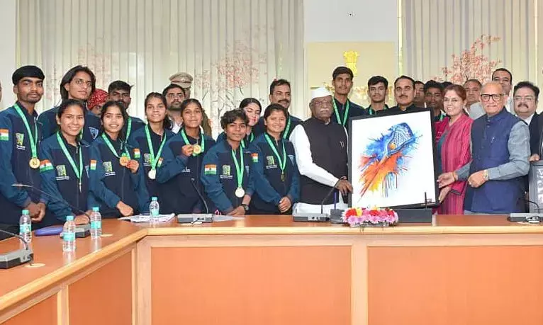 एशियन लैक्रोज गेम्स: जनजातीय अंचल के स्वर्ण पदक विजेताओं का जयपुर में शाही स्वागत, राज्यपाल और मुख्यमंत्री ने थपथपाई पीठ
