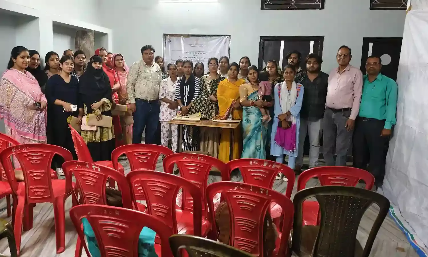 तीन दिवसीय सेमिनार संपन्न तीन दिवसीय सेमिनार संपन्न