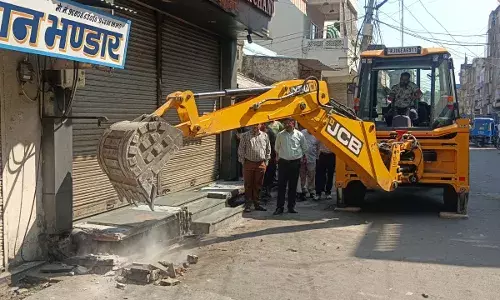 भीलवाड़ा में ब्यावर वाले हलवाई से कमाल का कुआं बाजार तक हटाया अतिक्रमण