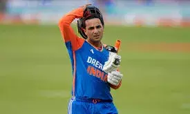 टी20 विश्व कप: सुपर-8 में भारत का विराट प्रदर्शन, जिम्बाब्वे को 72 रनों से रौंदकर सेमीफाइनल की उम्मीदें बरकरार टी20 विश्व कप: सुपर-8 में भारत का विराट प्रदर्शन, जिम्बाब्वे को 72 रनों से रौंदकर सेमीफाइनल की उम्मीदें बरकरार