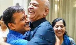 बड़ी राहत: शराब नीति मामले में केजरीवाल और सिसोदिया सीबीआई केस से आरोप मुक्त