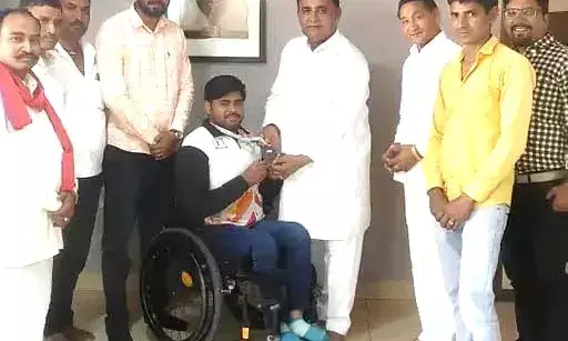 आसींद के दिव्यांग तैराक मोहन सिंह ने पैरा राष्ट्रीय प्रतियोगिता में जीता कांस्य