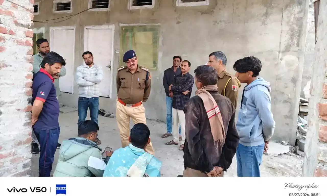 पुत्र का दातली से गला काट कर पिता ने की आत्महत्या, पिता पुत्र की मौत से बड़ला गांव में पसरा सन्नाटा