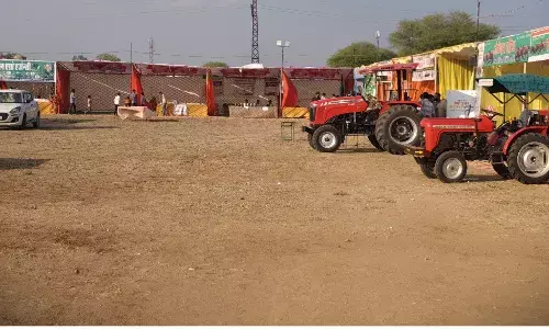 सुवाणा में चल रहे किसान मेला का प्रथम दिन रहा सुना-सुना..............