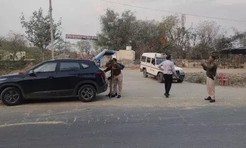 हाईटेक हुई पुलिस: शक्करगढ़ में A श्रेणी नाकाबंदी में राजकॉप एप बना अपराधियों का काल