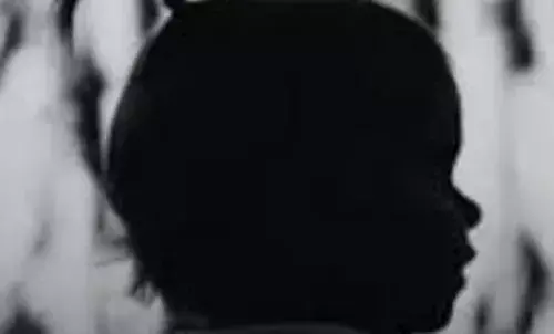 मानवता शर्मसार, DMK नेता ने ढाई साल की मासूम के साथ किया दुष्कर्म और हत्या मानवता शर्मसार, DMK नेता ने ढाई साल की मासूम के साथ किया दुष्कर्म और हत्या