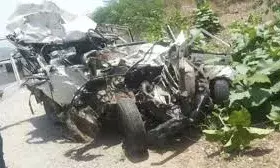 उदयपुर में भीषण सड़क हादसा: अनियंत्रित पिकअप पेड़ से टकराई, मासूम सहित 3 की मौत, 30 घायल