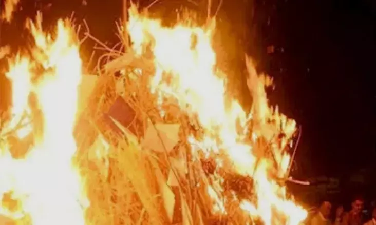 केवल बुराई का अंत नहीं, सुख-समृद्धि का द्वार है पवित्र राख, जानें चमत्कारी उपाय