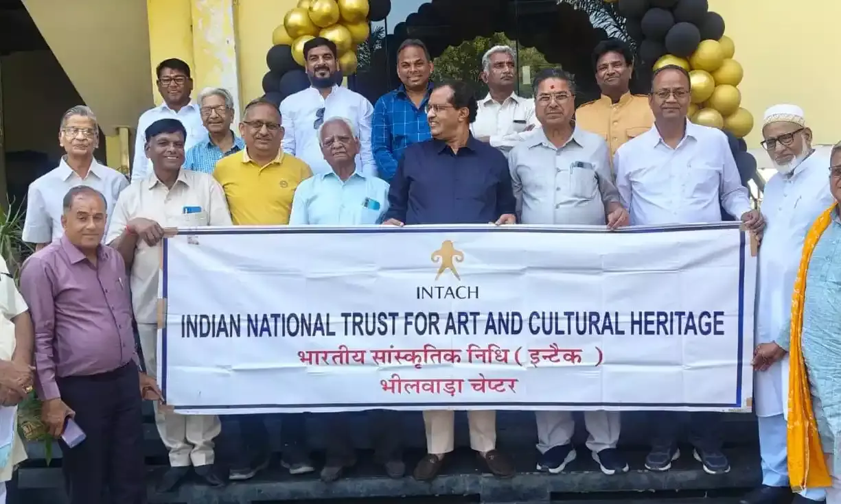 इन्टेक गवर्निंग कॉन्सिल मेंम्बर्स चुनाव के लिए किया मतदान इन्टेक गवर्निंग कॉन्सिल मेंम्बर्स चुनाव के लिए किया मतदान