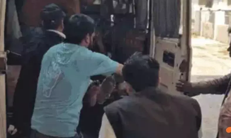 गुलाबपुरा- सांवरिया सेठ के दर्शन कर लौट रहे परिवार की कार पुलिया से नीचे गिरी, 2 की मौत गुलाबपुरा- सांवरिया सेठ के दर्शन कर लौट रहे परिवार की कार पुलिया से नीचे गिरी, 2 की मौत