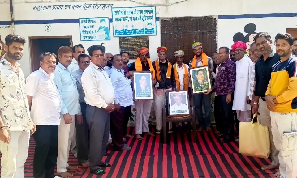 बुनकर भाम्बी समाज की हुंकार! जमीन मिली नहीं तो खुद खरीदेंगे बुनकर भाम्बी समाज की हुंकार! जमीन मिली नहीं तो खुद खरीदेंगे