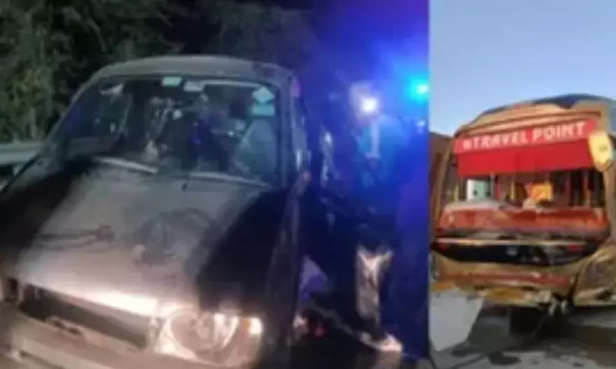 हाथरस में भीषण सड़क हादसा: यमुना एक्सप्रेसवे पर बस और इको कार की टक्कर, 6 की मौत, 9 घायल हाथरस में भीषण सड़क हादसा: यमुना एक्सप्रेसवे पर बस और इको कार की टक्कर, 6 की मौत, 9 घायल