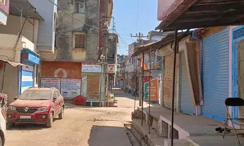 रतनगढ़ के बाजारों में मचा हड़कंप; किराना और डेयरी की दुकानें धड़ाधड़ हुई बंद