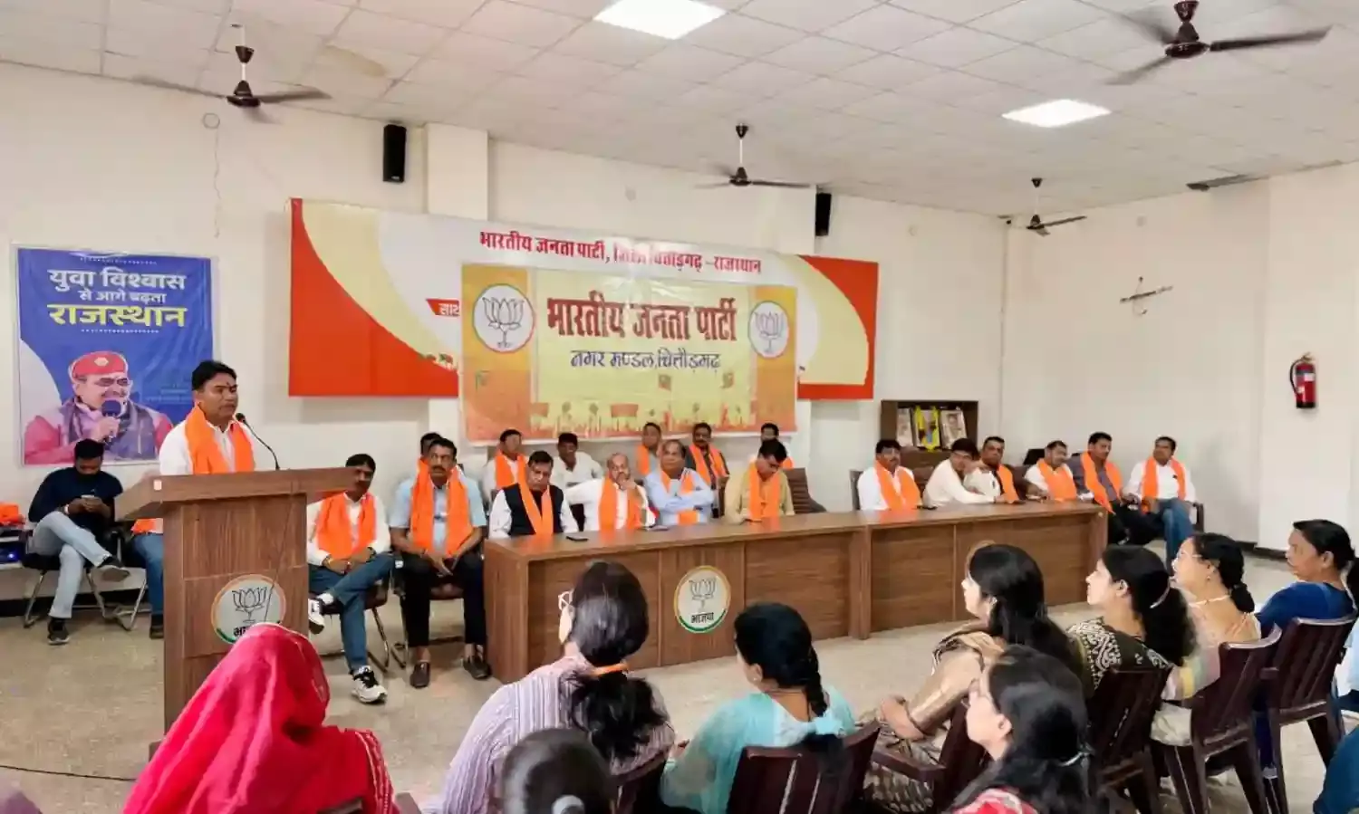 डबल इंजन सरकार के विकास कार्यों से चित्तौड़गढ़ को मिल रही नई गति – चन्द्रभान सिंह आक्या डबल इंजन सरकार के विकास कार्यों से चित्तौड़गढ़ को मिल रही नई गति – चन्द्रभान सिंह आक्या