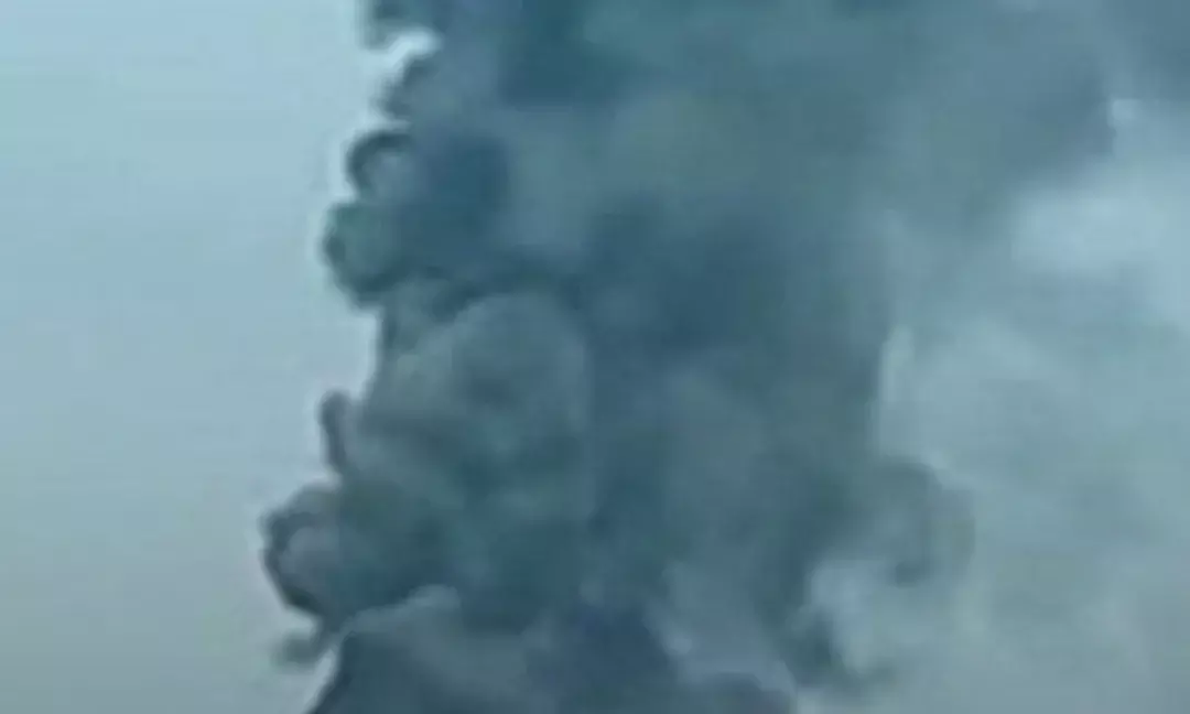 अमेरिका-इजराइल और ईरान जंग: श्रीलंका के पास ईरानी युद्धपोत डूबा, 80 नौसैनिकों की मौत अमेरिका-इजराइल और ईरान जंग: श्रीलंका के पास ईरानी युद्धपोत डूबा, 80 नौसैनिकों की मौत