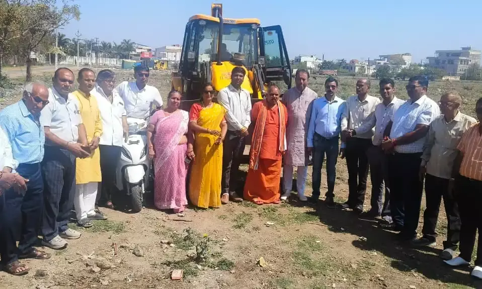 भीलवाड़ा में शिव महापुराण कथा की तैयारियां तेज: मेडिसिटी ग्राउंड में सफाई कार्य शुरू