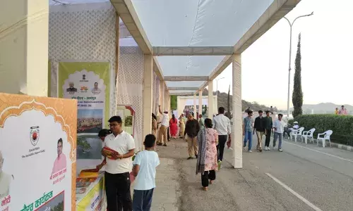 पंच गौरव प्रदर्शनी का दूसरा दिन: उमड़े पर्यटक और शहरवासी