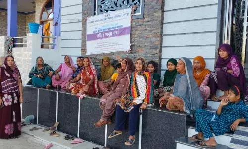 महिला दिवस पर जागरूकता कार्यक्रम आयोजित, महिलाओं को अधिकारों व स्वच्छता की दी जानकारी