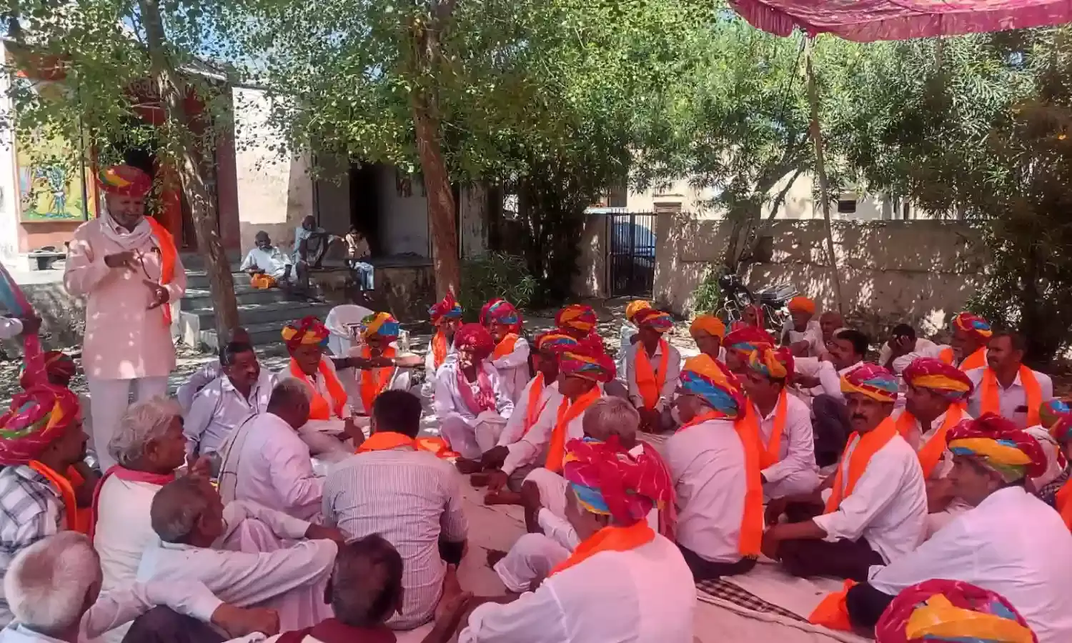 करजालिया में समाज सुधार को लेकर झरणेश्वर महादेव मंदिर समिति की बैठक संपन्न