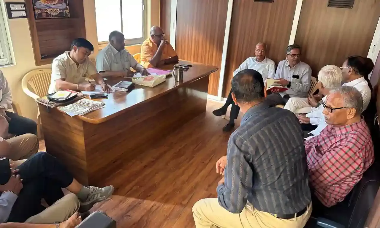 काशीपुरी वकील कॉलोनी माहेश्वरी समिति की बैठक संपन्न, सुरक्षा के लिए लगेंगे सीसीटीवी कैमरे, लगेगी लिफ्ट